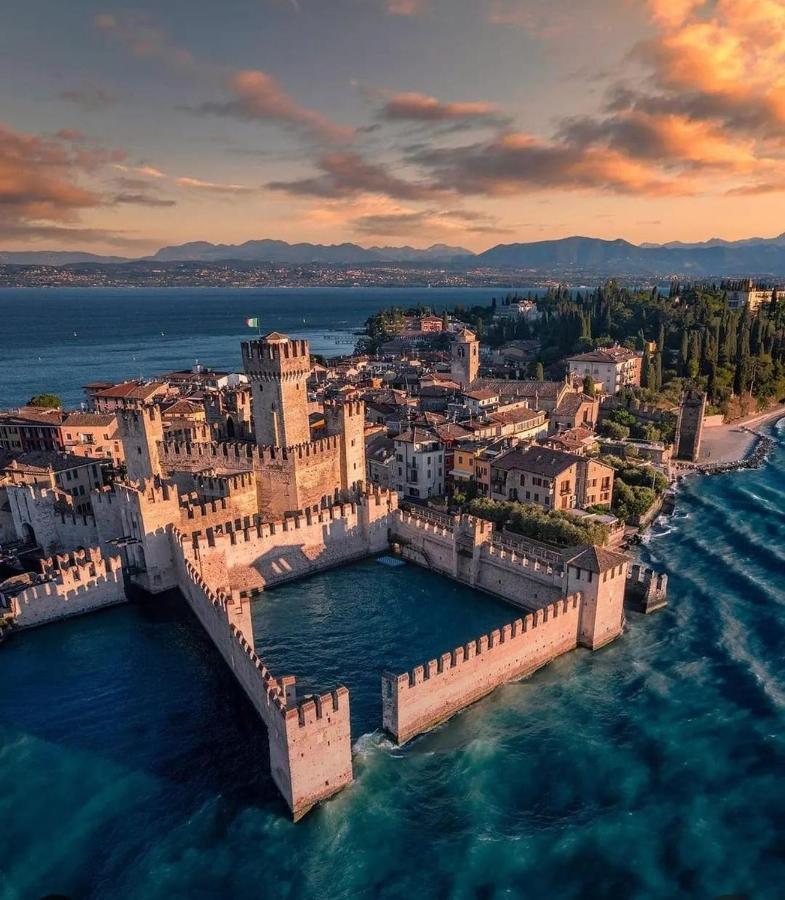 Sorridi Al Lago سيرمِيوني المظهر الخارجي الصورة
