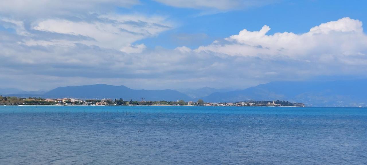 Sorridi Al Lago سيرمِيوني المظهر الخارجي الصورة